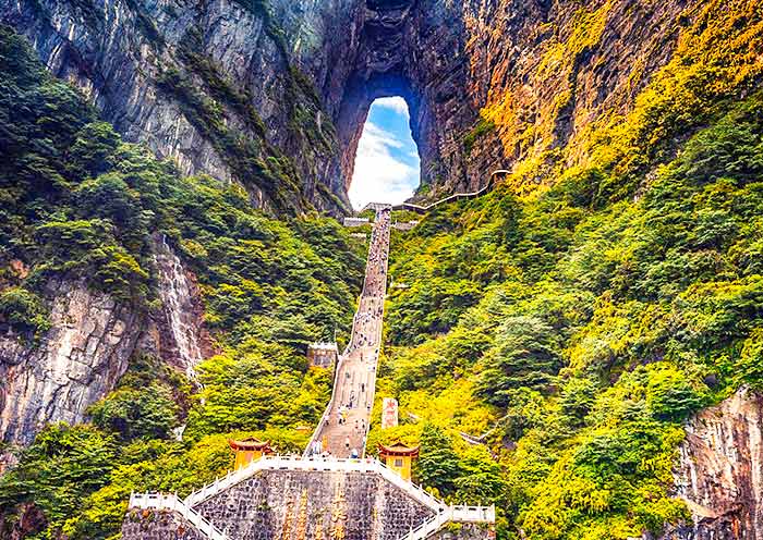 4 Days Zhangjiajie Tour