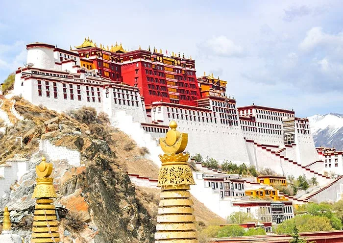 13 Days Essential China Private Tour with Lhasa & Chengdu Pandas